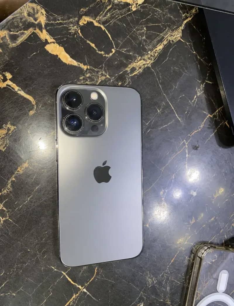 Apple iPhone 13 Pro 5