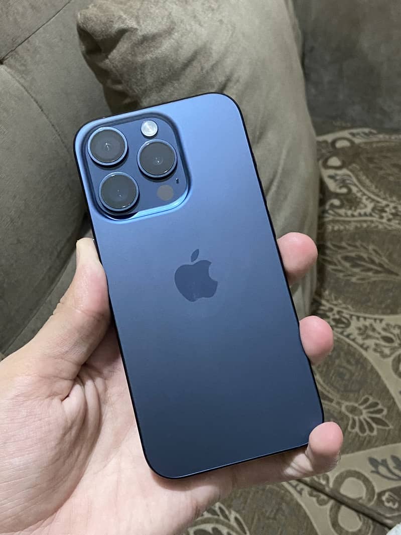 iPhone 15 Pro jv 0