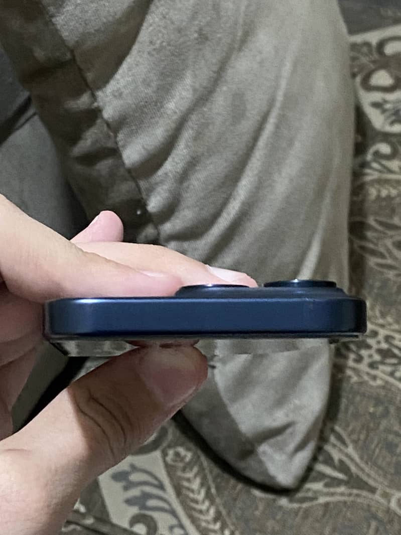 iPhone 15 Pro jv 3