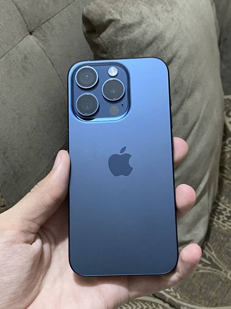 iPhone 15 Pro jv 6