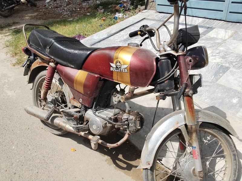 CD 70 2004 model 0
