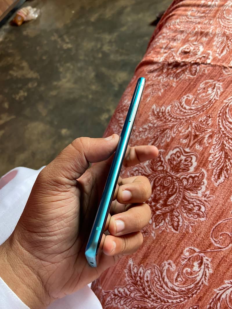 One Plus 8T 6