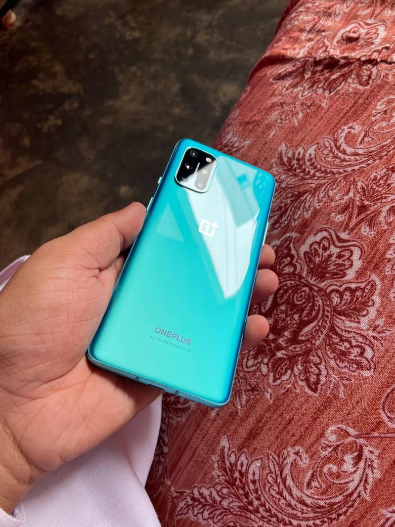 One Plus 8T 7