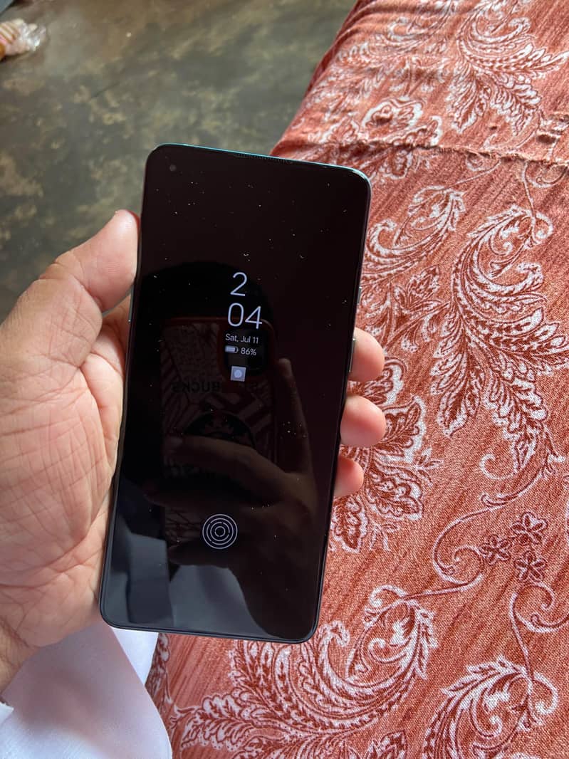 One Plus 8T 8