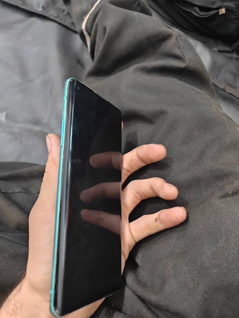 One Plus 8 6