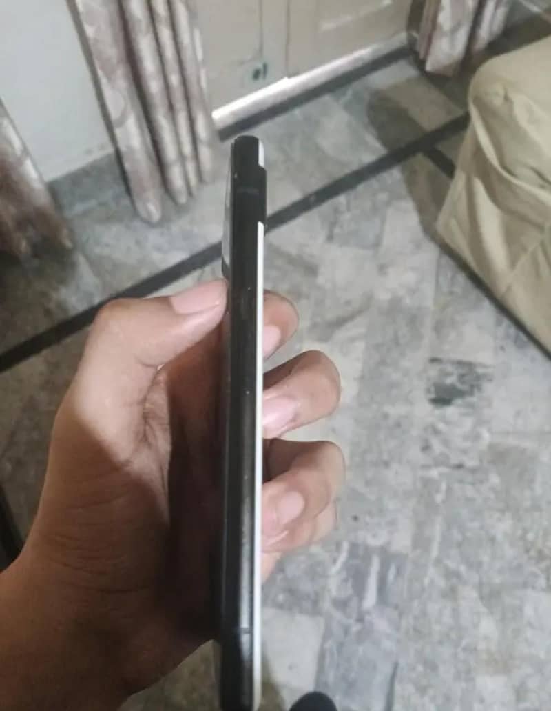 Google Pixel 6a 3