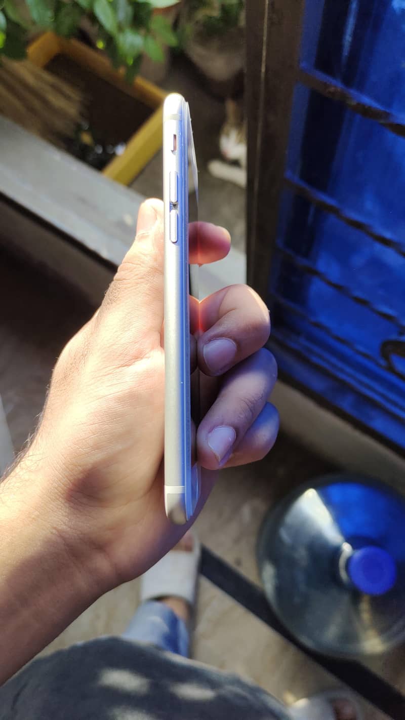 iPhone 6s 5