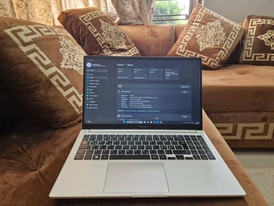 SAMSUNG 750XDA