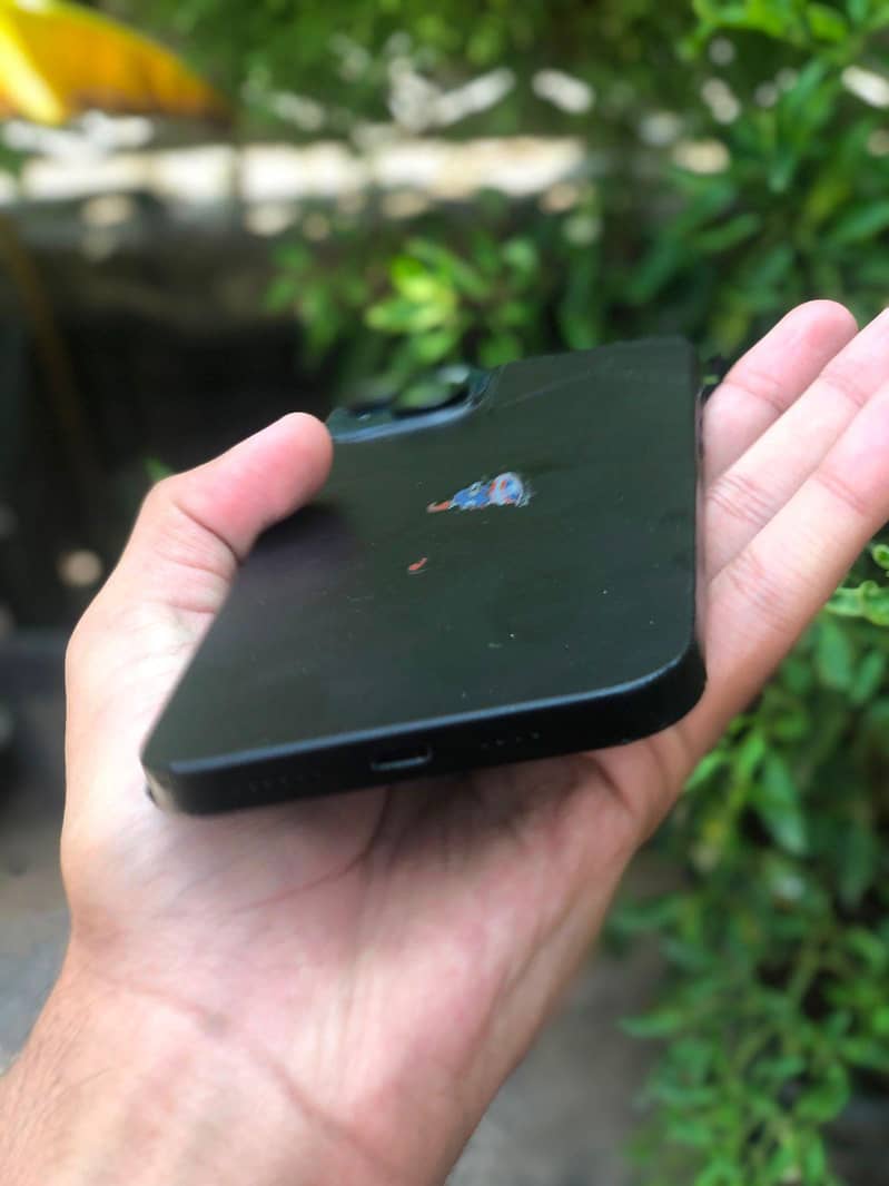 Apple iPhone 14 plus 4