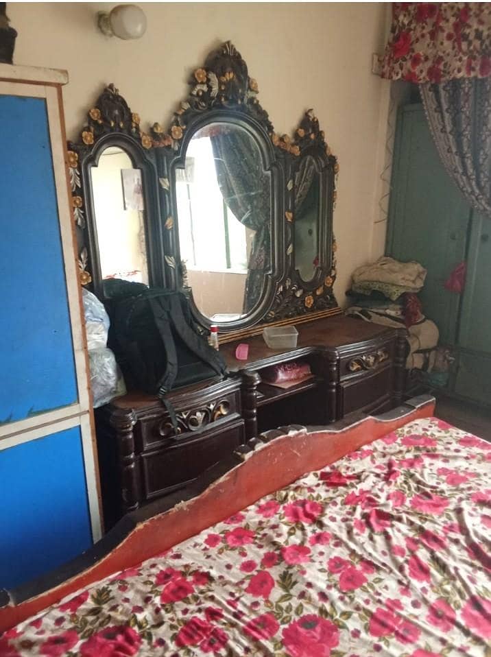 Bed dressing table 2