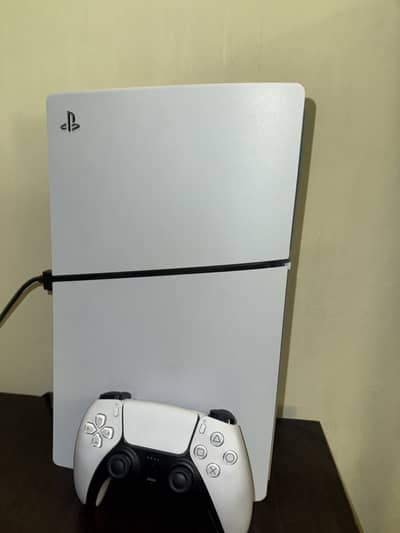 PS5 Slim Disc Version brand new with box and accessories