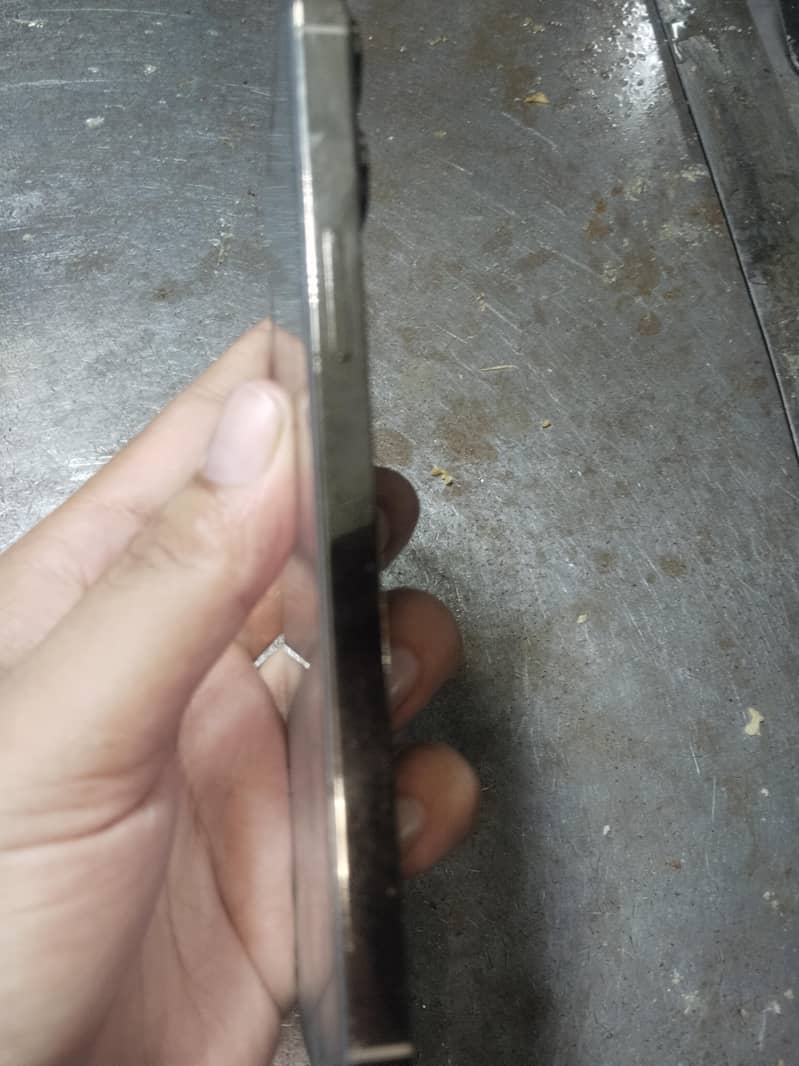 Apple iPhone 12 Pro Max 1