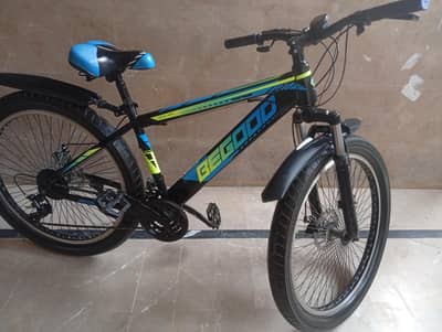 mountain cycle with big tyres