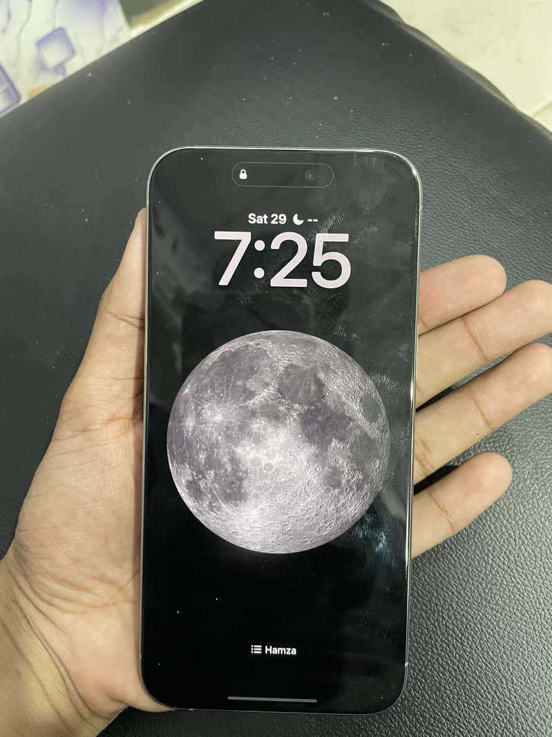 Apple iPhone 15 Pro Max 1