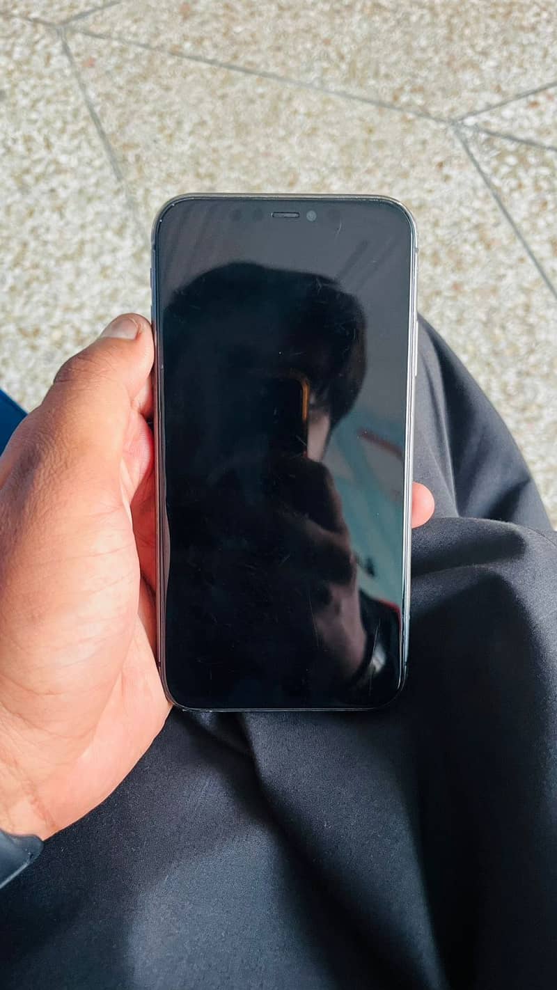 Apple iPhone 11 1
