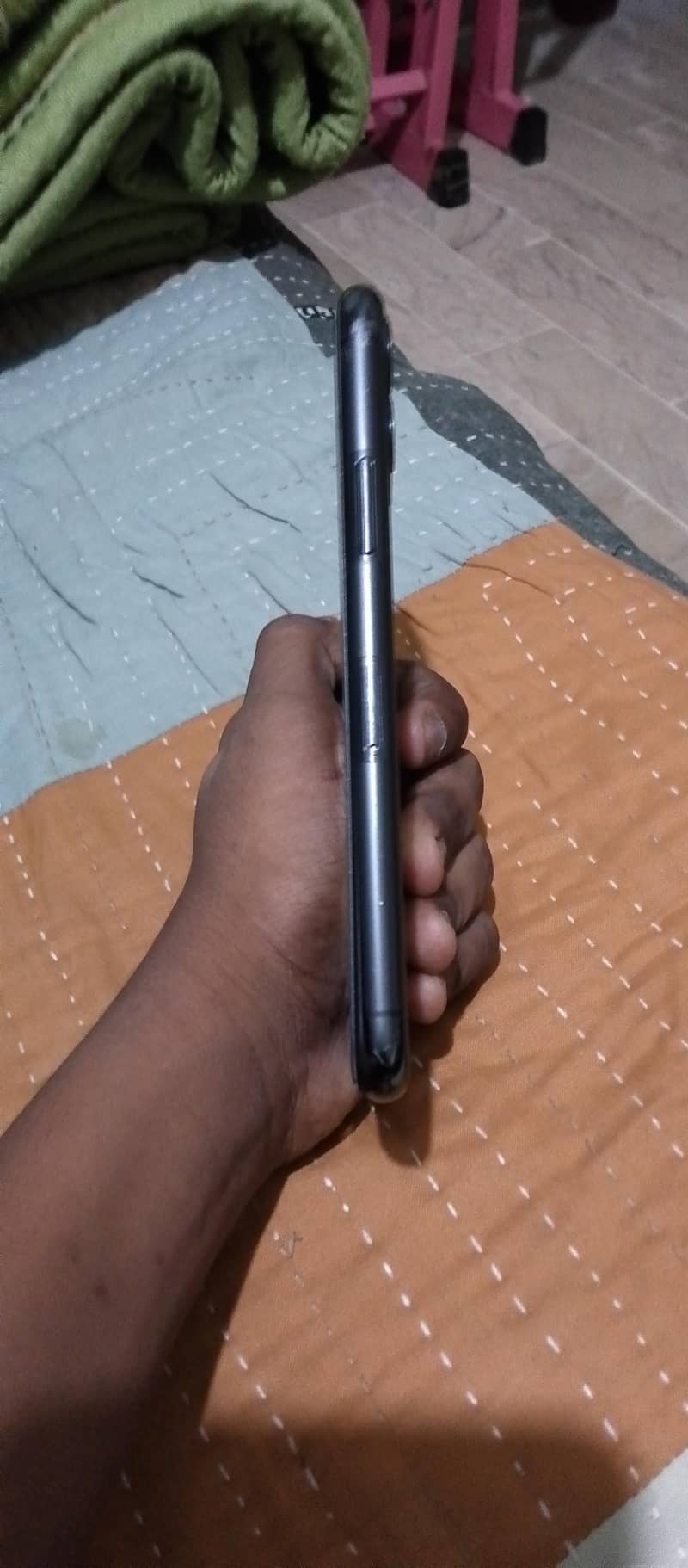 Apple iPhone 11 Pro 2