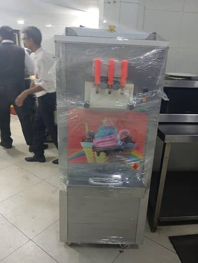 Ice Cream / Cone Machine