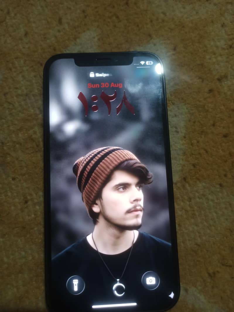 Apple iPhone 12 2