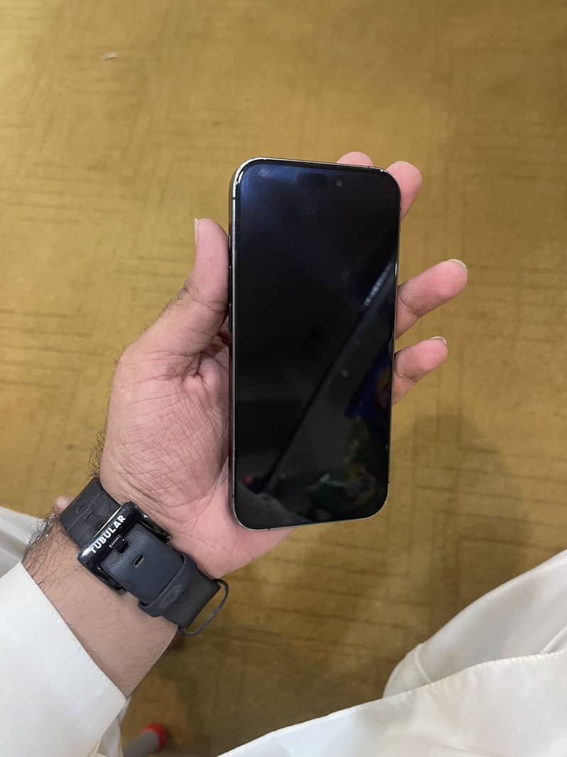 Apple iPhone 15 Pro 5
