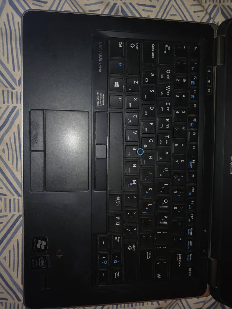 Latitude E7440 3