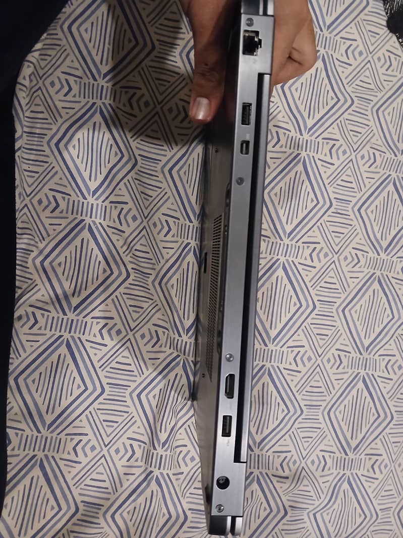 Latitude E7440 4