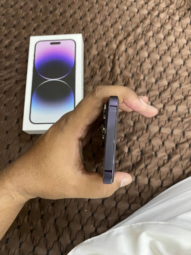 Apple iPhone 14 Pro Max 1