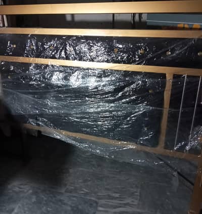 baby coat pure sheesham heavy wood . brnd new high back black gold bed.