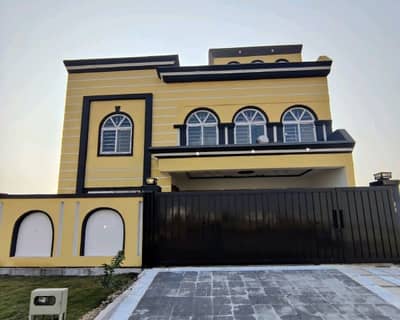 Your Dream 10 Marla House Is Available In E-17/3