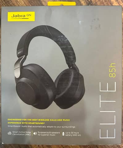 Jabra Elite 85h Just box open