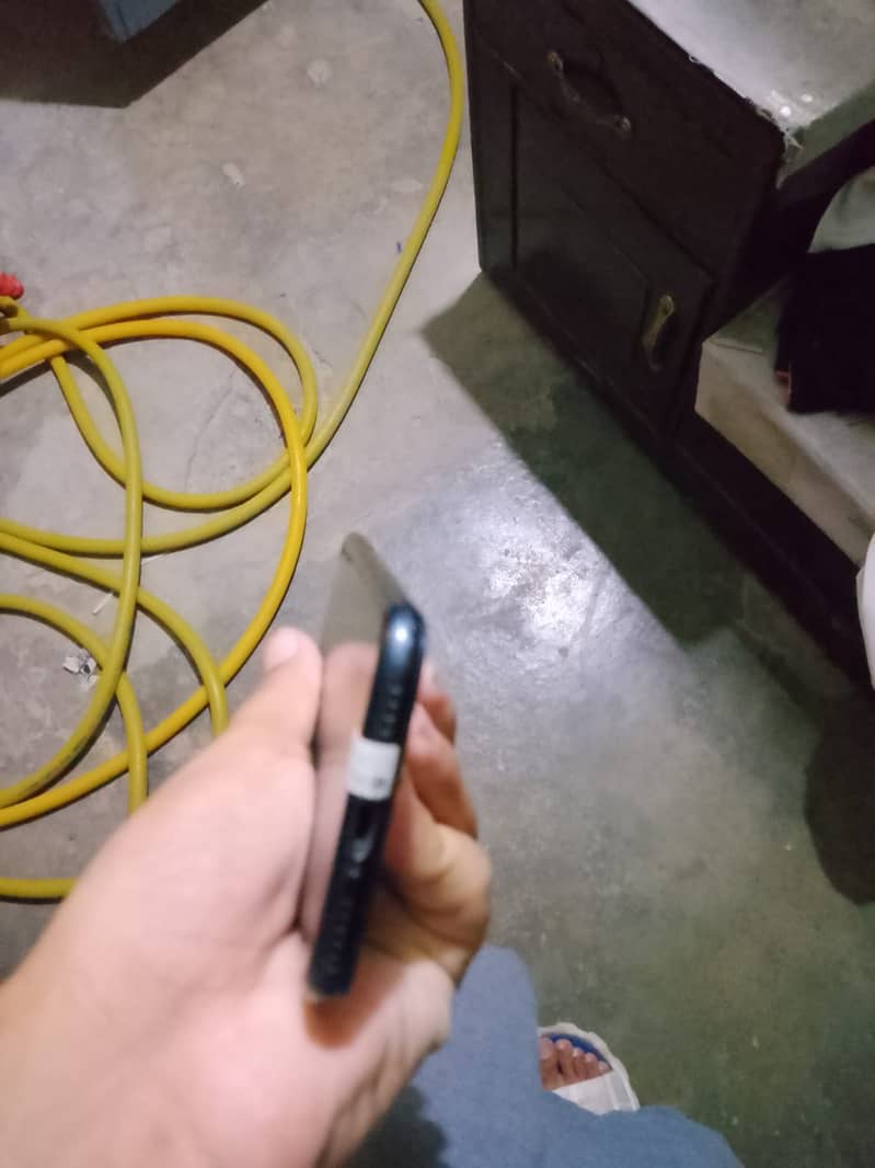 Apple iPhone 7 3
