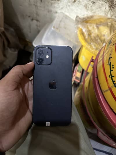 Apple iPhone 12