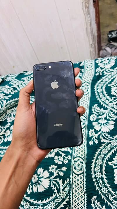 Apple iPhone 8 Plus