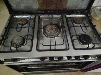 5 option Stove and oven. .