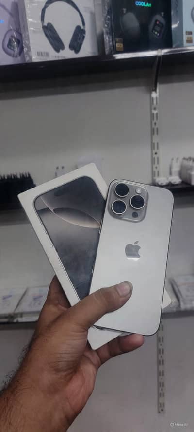 Apple iPhone 16 Pro