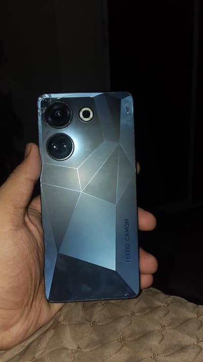 Tecno CAMON 20 with box charger re XC change iphone