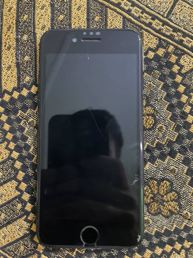 Apple iPhone 7 2