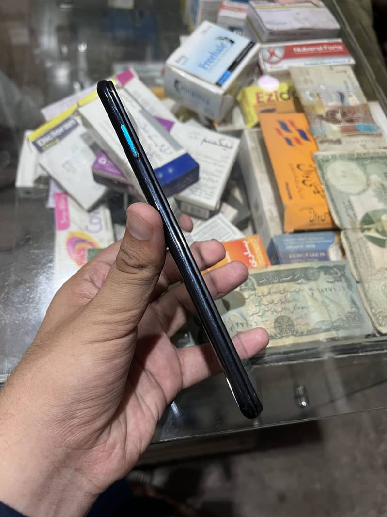 Infinix Note 8i 3