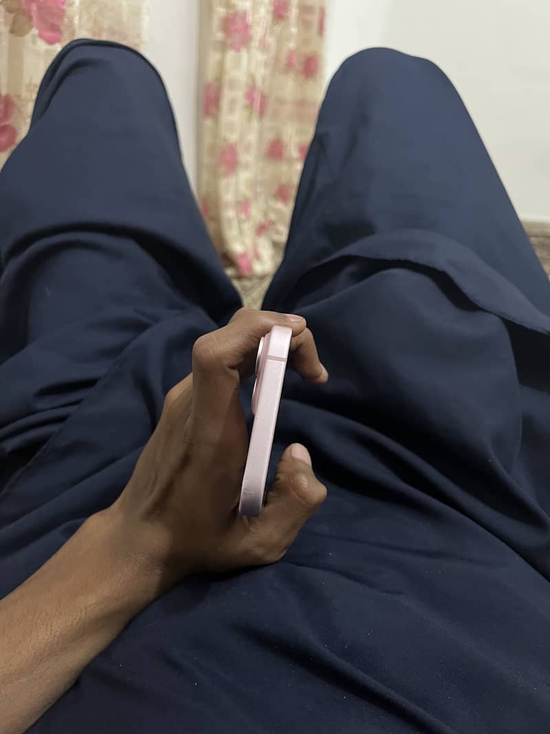 Apple iPhone 15 1