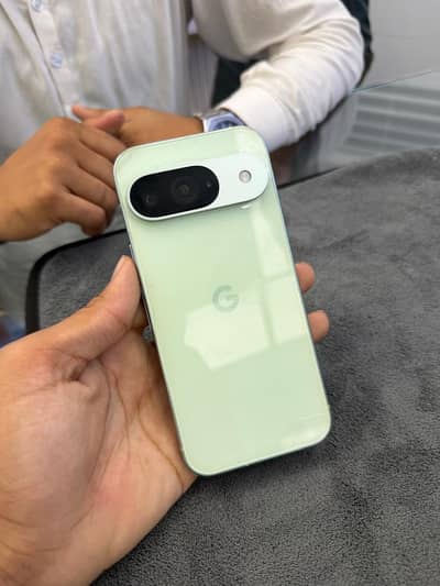 Google Pixel 9