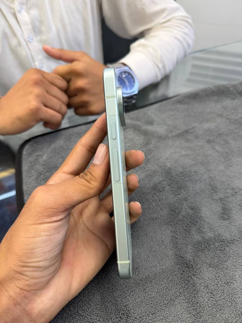 Google Pixel 9 2