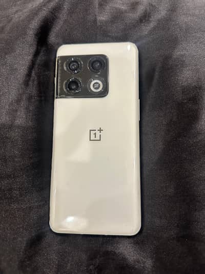 One Plus 10 Pro 5G