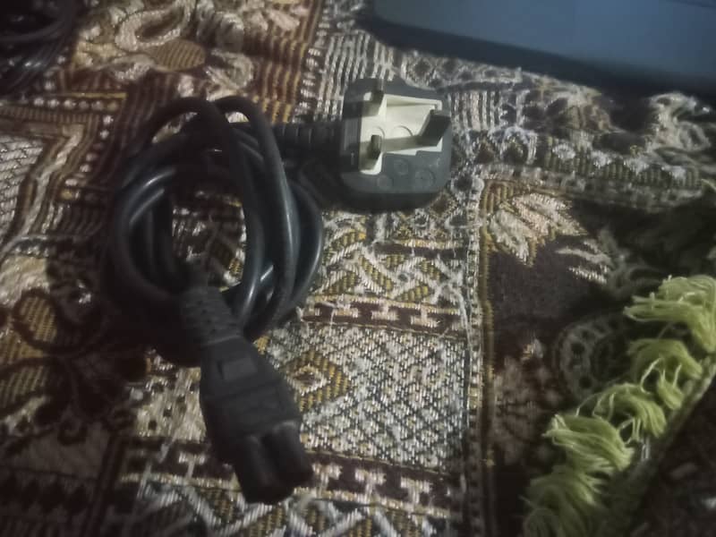2x Computer/Monitor Power Cable – Black 2