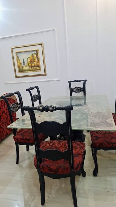 Dinning table with 6 chairs