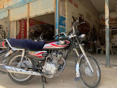 2024 model cg125