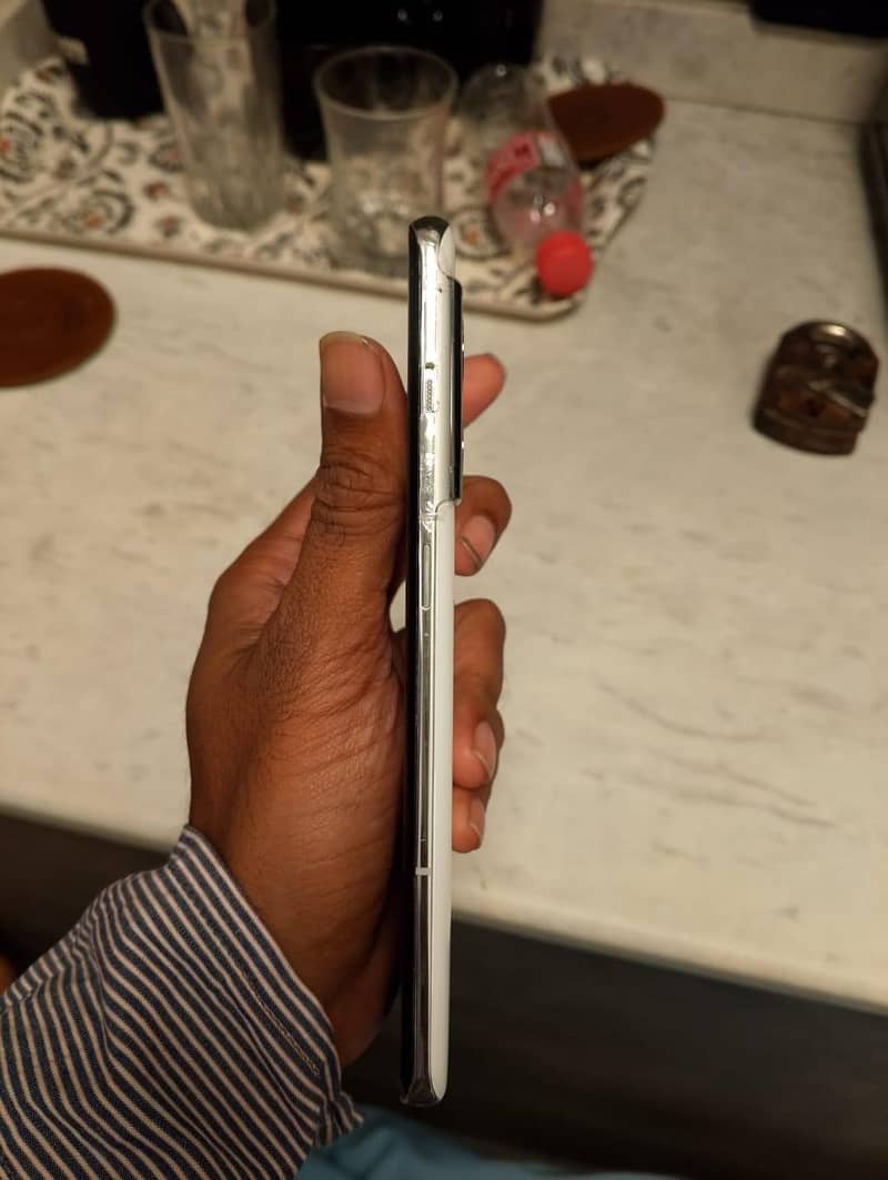 One Plus 10 Pro 7