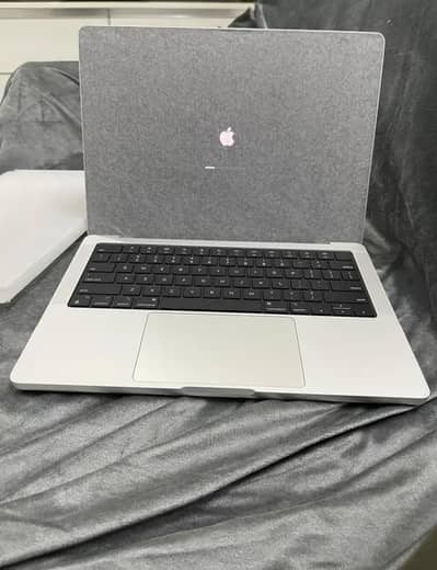 apple macbook pro m2 max with box urgent sale