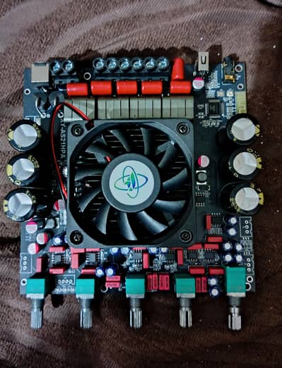 xinyi audio as21hpa 2.1 300 wt + 300 wt sub 600 wt