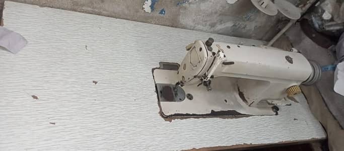Machine ke sath accelerator wali motor