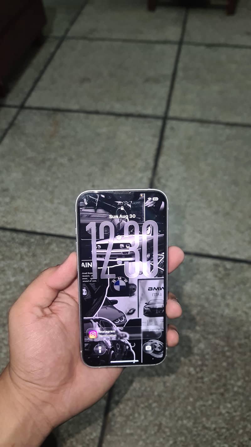 Apple iPhone 14 1