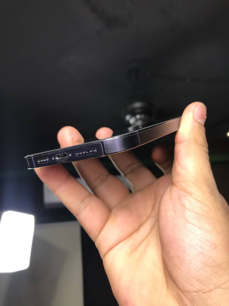 Apple iPhone 14 Pro Max 5